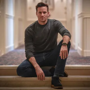 Feature Armie Hammer 2610 Luxury Handbag Shopping