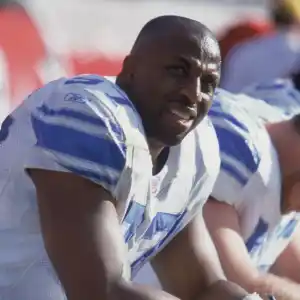 Former Detroit Lions Star Tracy Scroggins Dead at 56 Family Blames CTE Effects for Untimely Demise