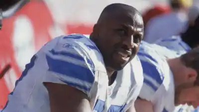 Former Detroit Lions Star Tracy Scroggins Dead at 56 Family Blames CTE Effects for Untimely Demise