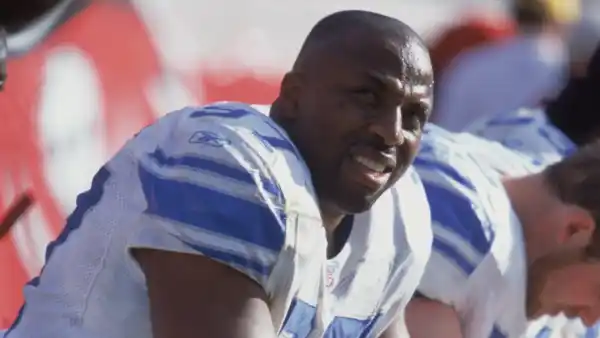 Former Detroit Lions Star Tracy Scroggins Dead at 56 Family Blames CTE Effects for Untimely Demise