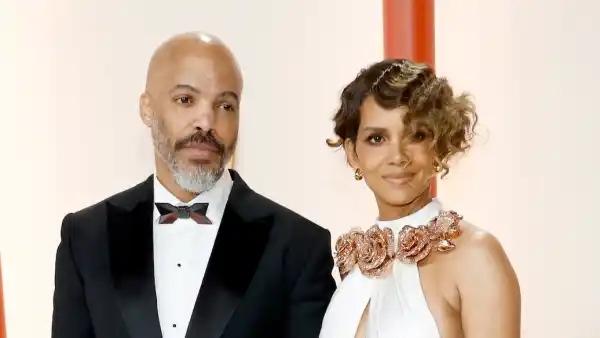 Halle Berry Confirms Engagement to Van Hunt