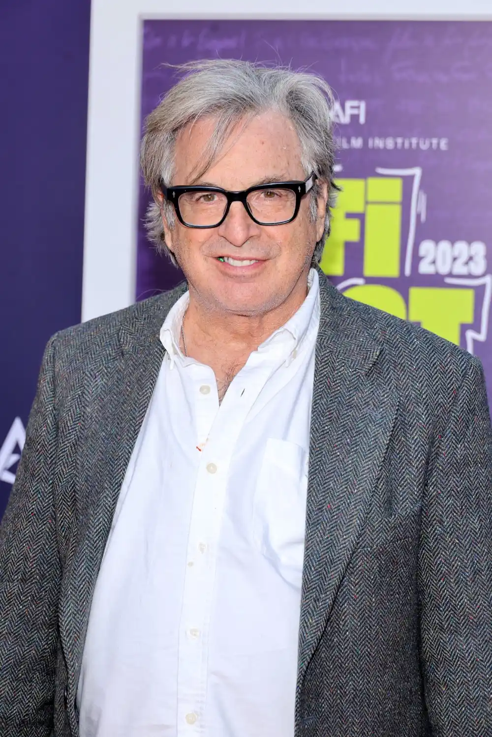 Hilary Duff Reacts to 'Lizzie McGuire' Costar Robert Carradine's Death