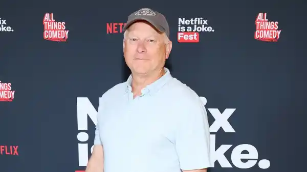 Why Former ESPN Anchor Kenny Mayne Is Banned For Life From Golf Course