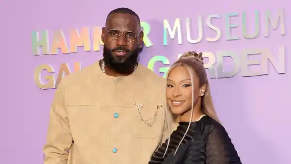 LeBron James Wife Savannah James Stirs Debate With Strip Club Admission