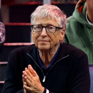 Bill Gates Admits to Affairs With 2 Women, Apologizes for Epstein Ties