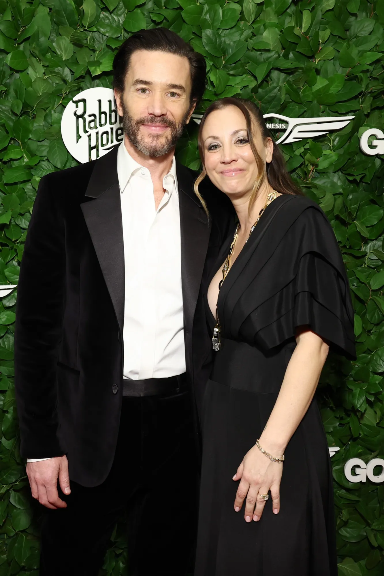 GettyImages-2249468072-kaley-cuoco-tom-pelphre