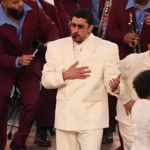 Bad Bunny en el espectáculo de medio tiempo del Super Bowl LX