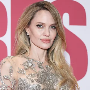 Angelina Jolie rich mom set