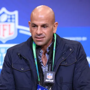 NFL Coach Robert Saleh Says Wife Has Sex With Him When Hes Sleeping