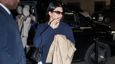 Kendall Jenner is seen during the Milan Fashion Week - Womenswear Fall/Winter 2026/2027 on February 25, 2026 in Milan, Italy.