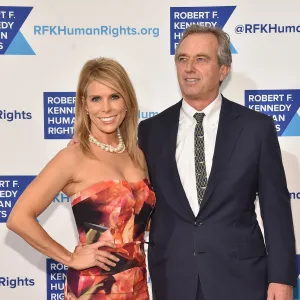 GettyImages-460573710 Cheryl Hines Insists Robert F. Kennedy Jr. Is Not Trying to Hurt People