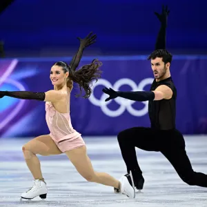 Guillaume-Cizeron-and-Laurence-Fournier-Beaudry-GettyImages-2260270838