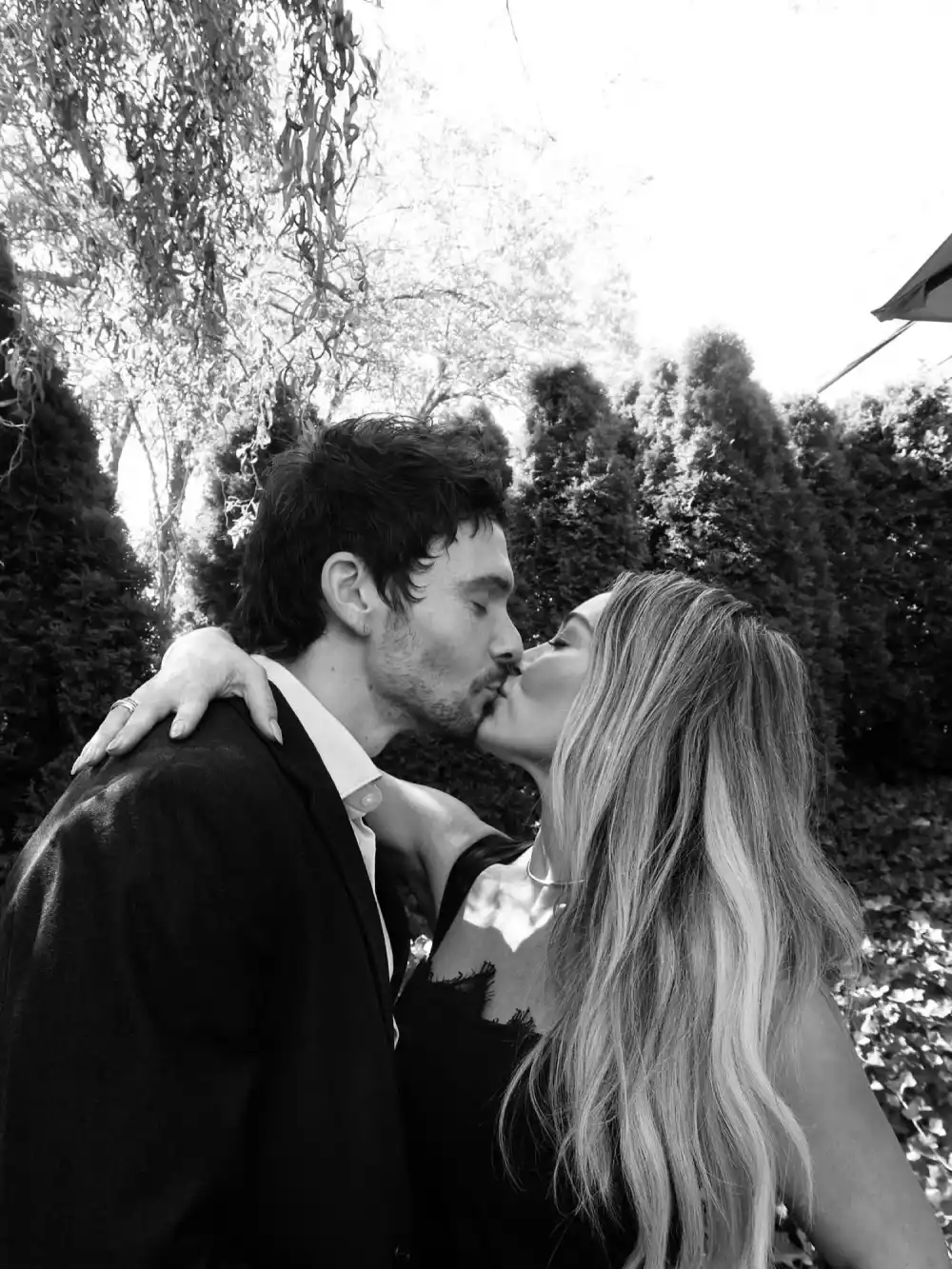 Hilary Duff Details Drag Out Fight With Husband Matthew Koma Where She Threw His Phone Kiss