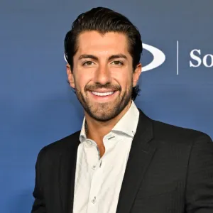 Bachelor Nation Jason Tartick Dating History Feature