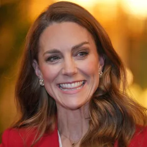 WINDSOR, ENGLAND - JANUARY 15: Britain's Catherine, Princess of Wales smiles as she meets members of the England Women's rugby team at Windsor Castle on January 15, 2026 in Windsor, United Kingdom. The Princess of Wales hosted the team as Patron of the Rugby Football Union to celebrate their World Cup victory in September 2025. (Photo by Kin Cheung - WPA Pool/Getty Images)