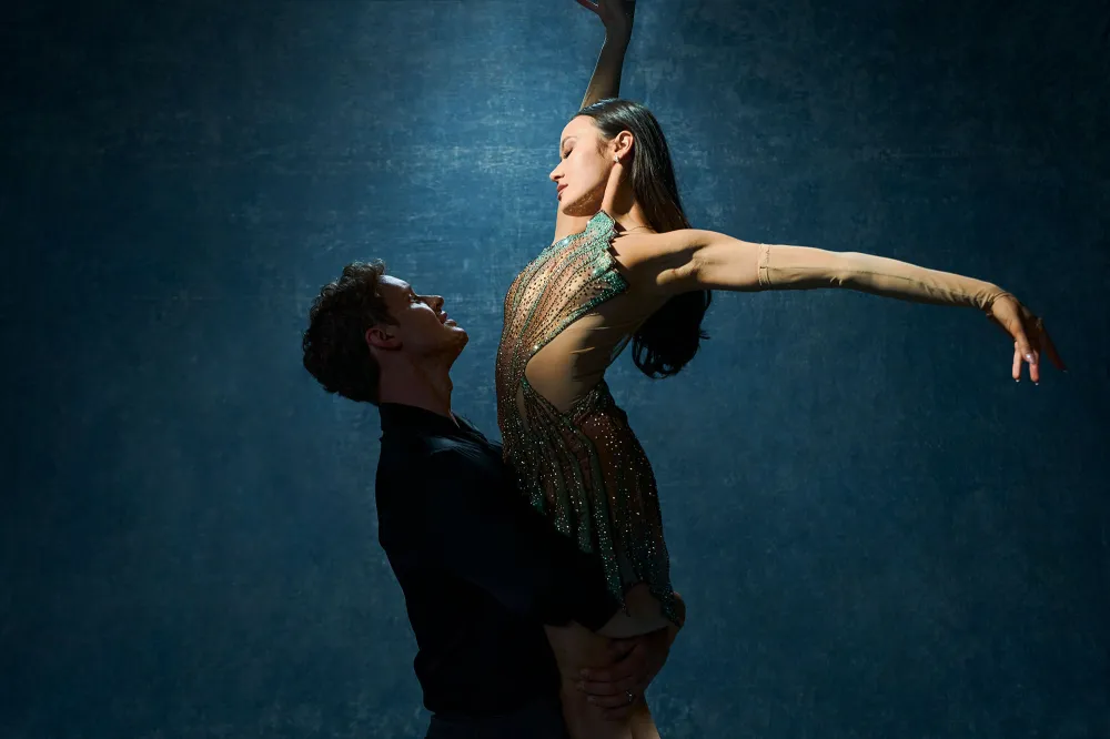 Madison Chock and Evan Bates 2 Olympics 2607 Luxury Handbag Shopping Cover Digital Story