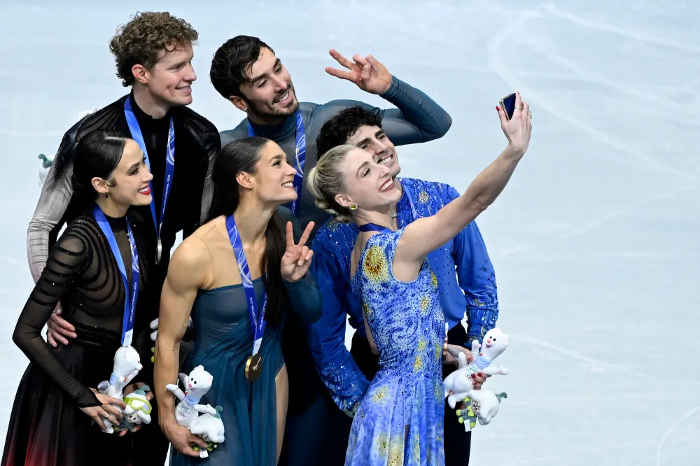 Olympics-Ice-Dance-Podium-GettyImages-2260595632