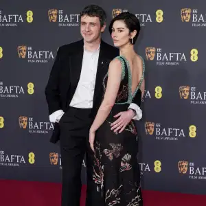 Paul-Mescal-and-Gracie-Abrams-GettyImages-2262986833