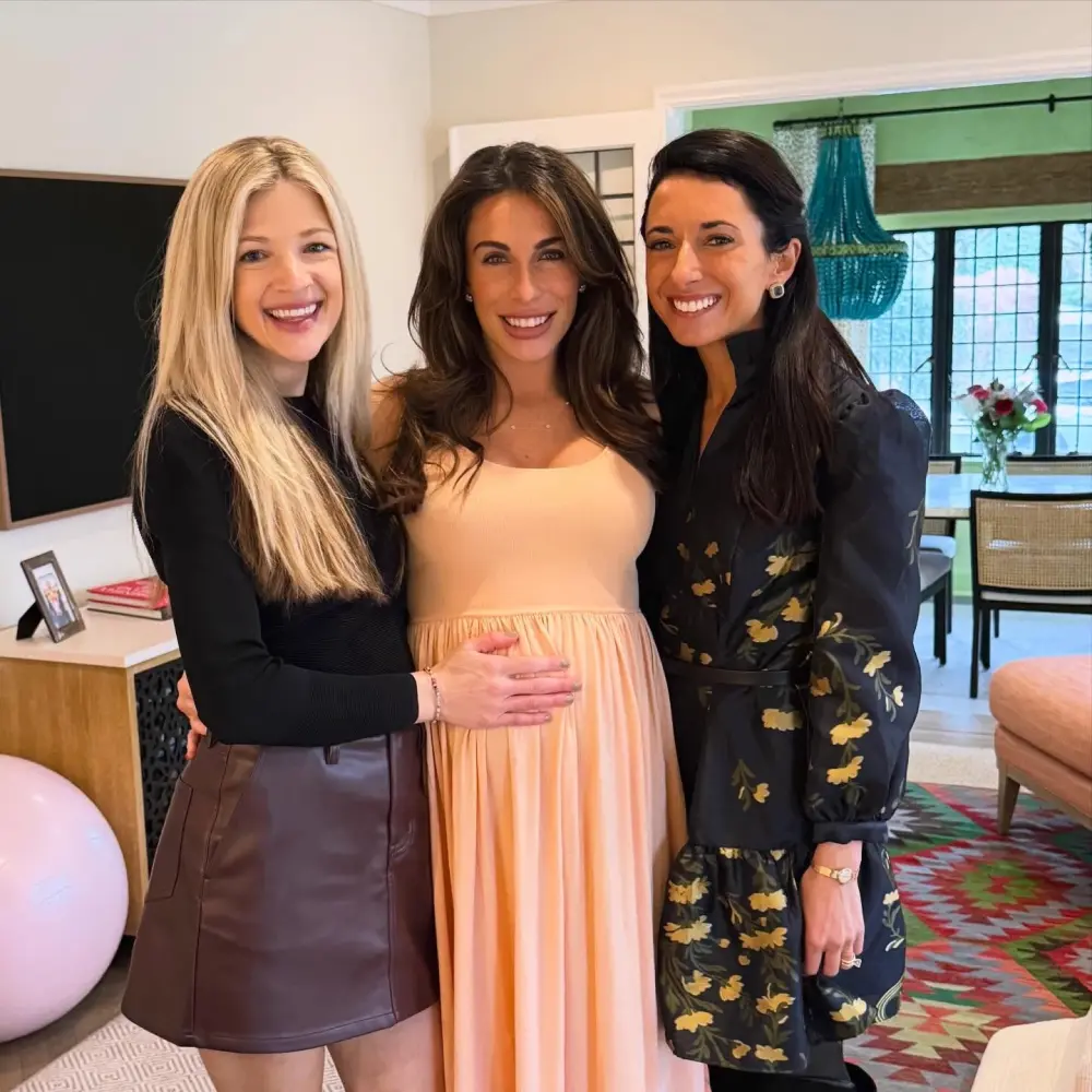 Pregnant Alyssa Farah Griffin Skips The View After Going Into Labor Early Its Kind of Fabulous Inline