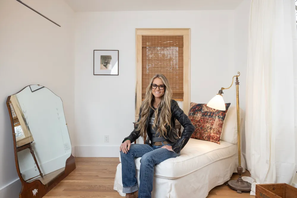 Rehab Addict&rsquo;s Nicole Curtis Breaks Silence on HGTV Cancelation, Racial Slur
