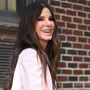 NEW YORK, NEW YORK - MARCH 14: Sandra Bullock is seen outside the 'The Late Show with Stephen Colbert' at the Ed Sullivan Theater on on March 14, 2022 in New York City. (Photo by James Devaney/GC Images)