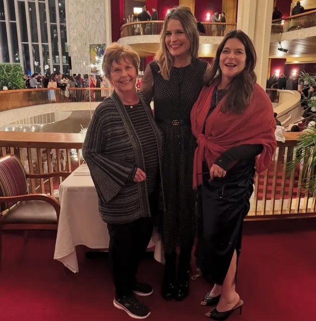 Savannah Guthrie, Nancy and Annie Guthrie