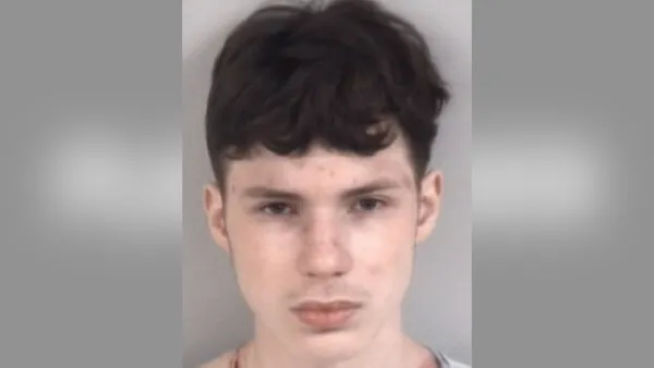 Teen-Allegedly-Stabbed-Mom-to-Death-Then-Called-North-Carolina-Police