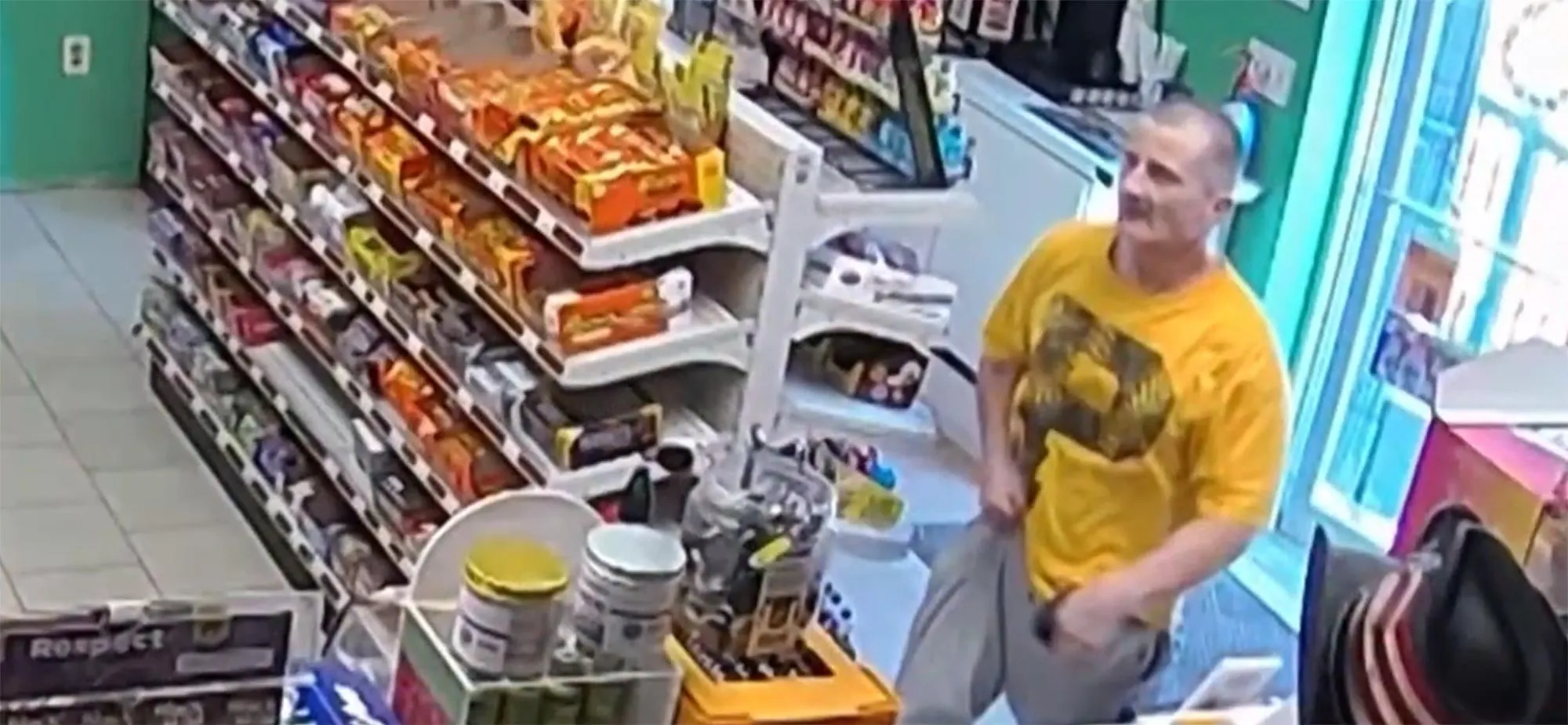 Video Shows Woman Escaping Ex Who Tried Kidnapping Her on Valentines Day