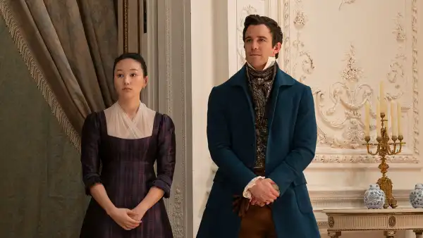 Yerin Ha and Luke Thompson Bridgerton