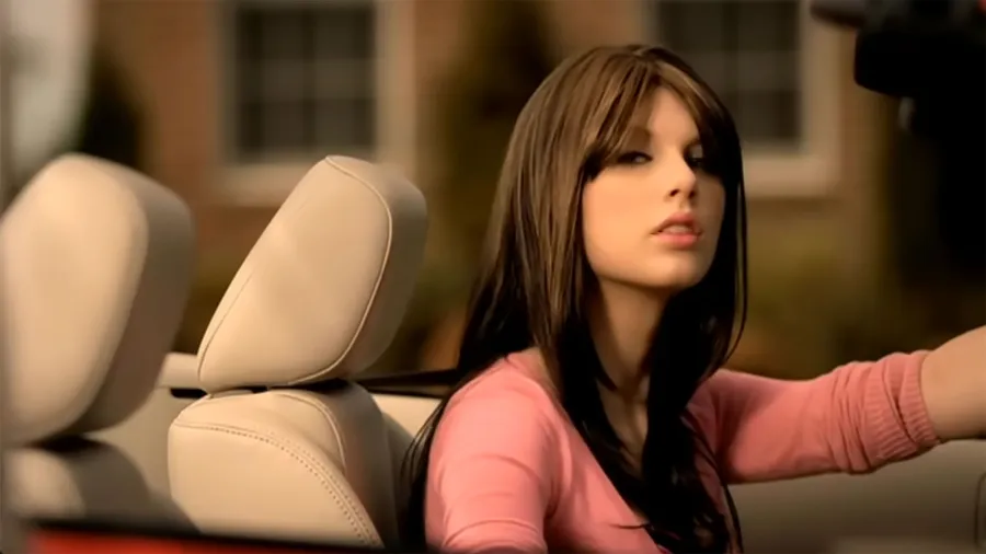 You Belong With Me Every Time Taylor Swift Wore a Brunette Wig
