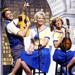 John Michael Higgins, Jane Lynch, Parker Posey and Chris Moynihan in A Mighty Wind