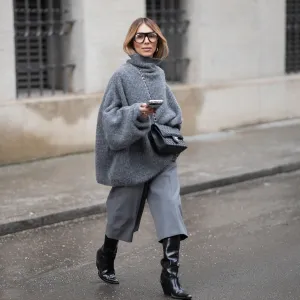 Abercrombie & Fitch Sweater Sale