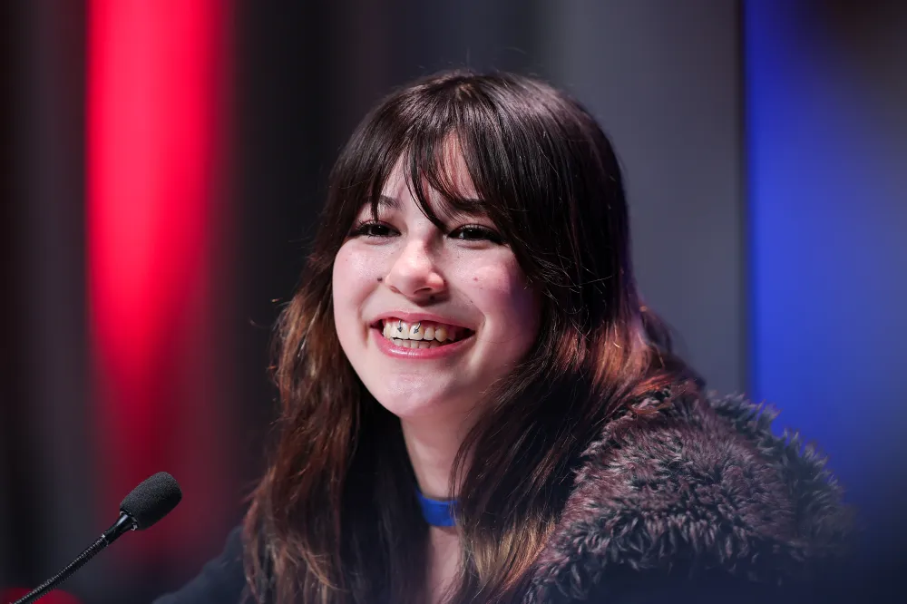 2243854095 Alysa Liu&rsquo;s Hidden Piercing Has Olympic Fans Obsessed &mdash; But Dentists Aren&rsquo;t Impressed