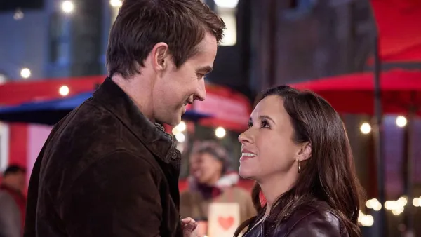Robert Buckley and Lacey Chabert in An Unexpected Valentine