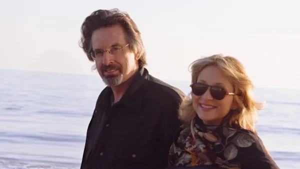 ‘Lizzie McGuire’ Star Hallie Todd Breaks Silence on Robert Carradine’s Death After Bipolar Disorder Battle