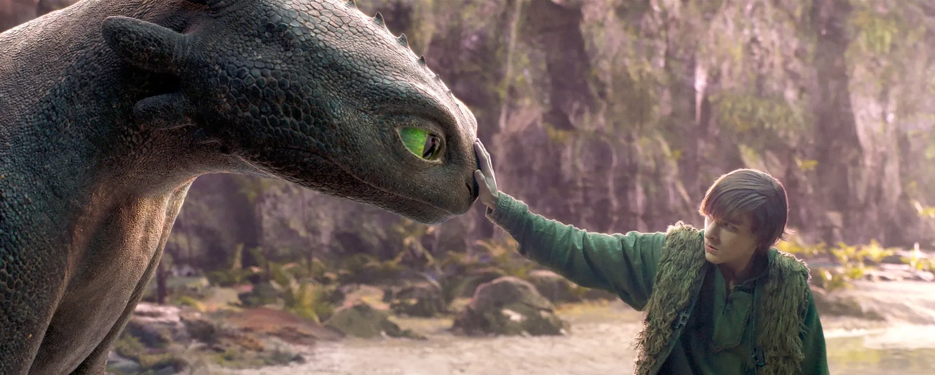 Toothless and Mason Thames in How to Train Your Dragon