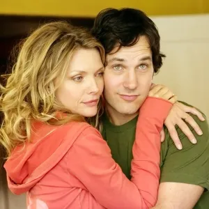 Michelle Pfeiffer and Paul Rudd in I Could Never Be Your Woman