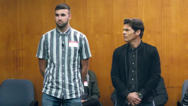 Ronald Gladden and James Marsden in Jury Duty