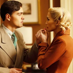 Tonatiuh and Jennifer Lopez in Kiss of the Spider Woman