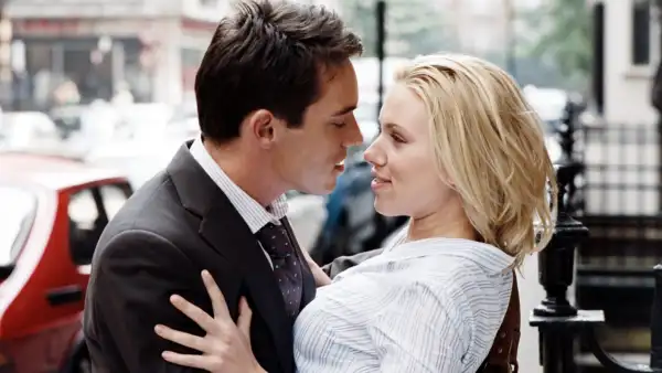 Jonathan Rhys Meyers and Scarlett Johansson in Match Point