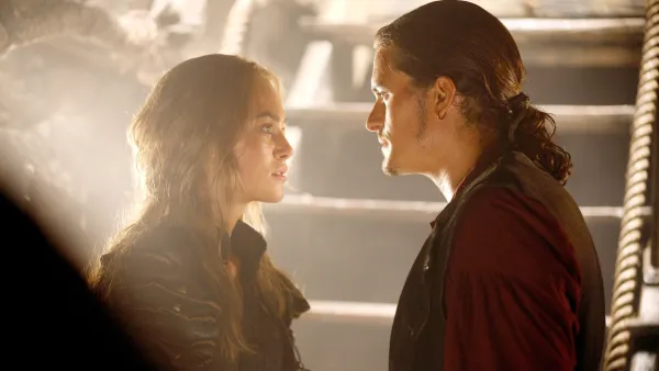 Keira Knightley and Orlando Bloom in Pirates of the Caribbean: At World's End