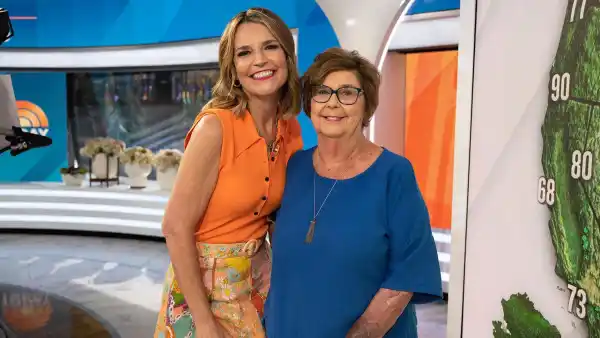 savannah-guthrie-nancy-guthrie-friend