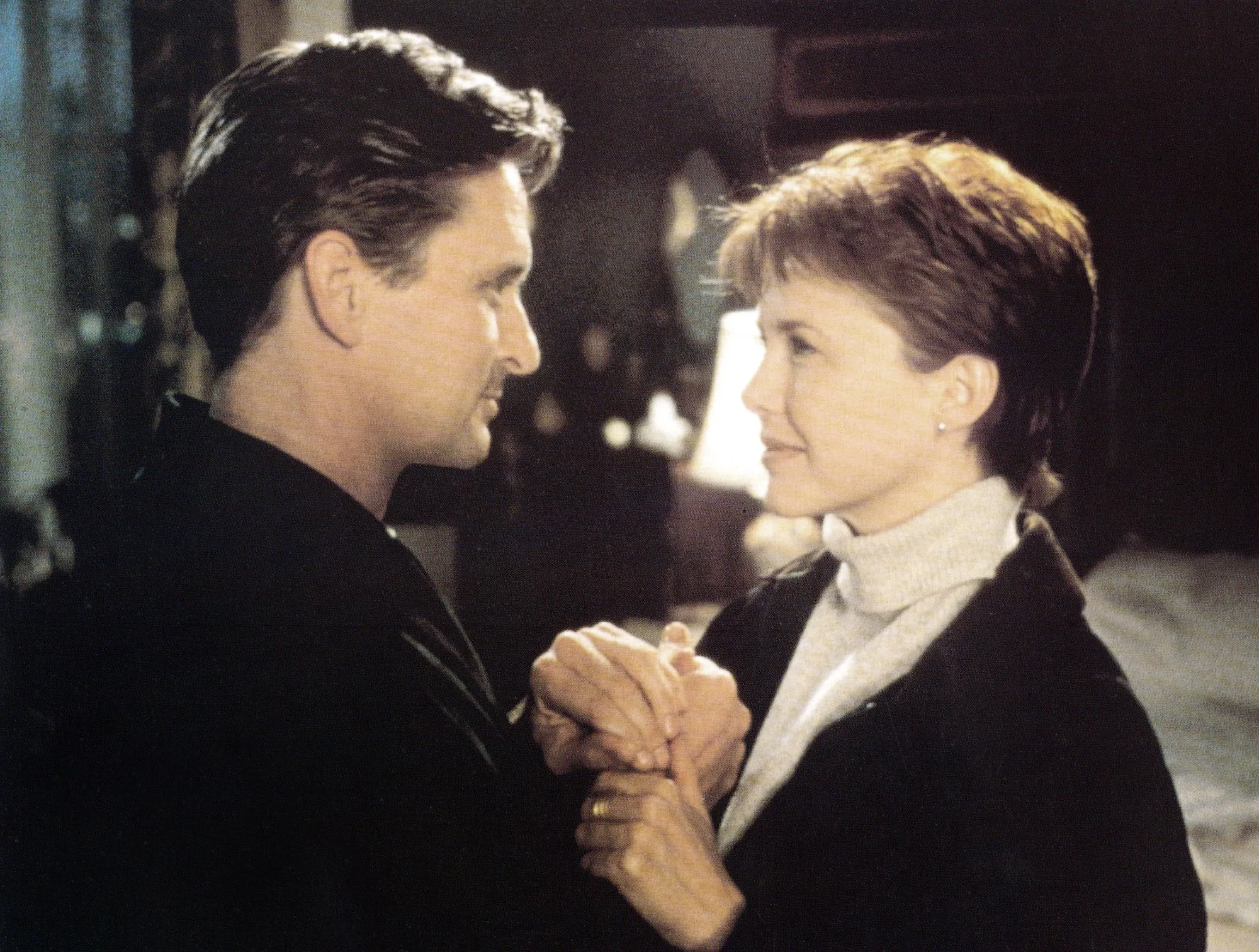 Michael Douglas and Annette Bening in The American President