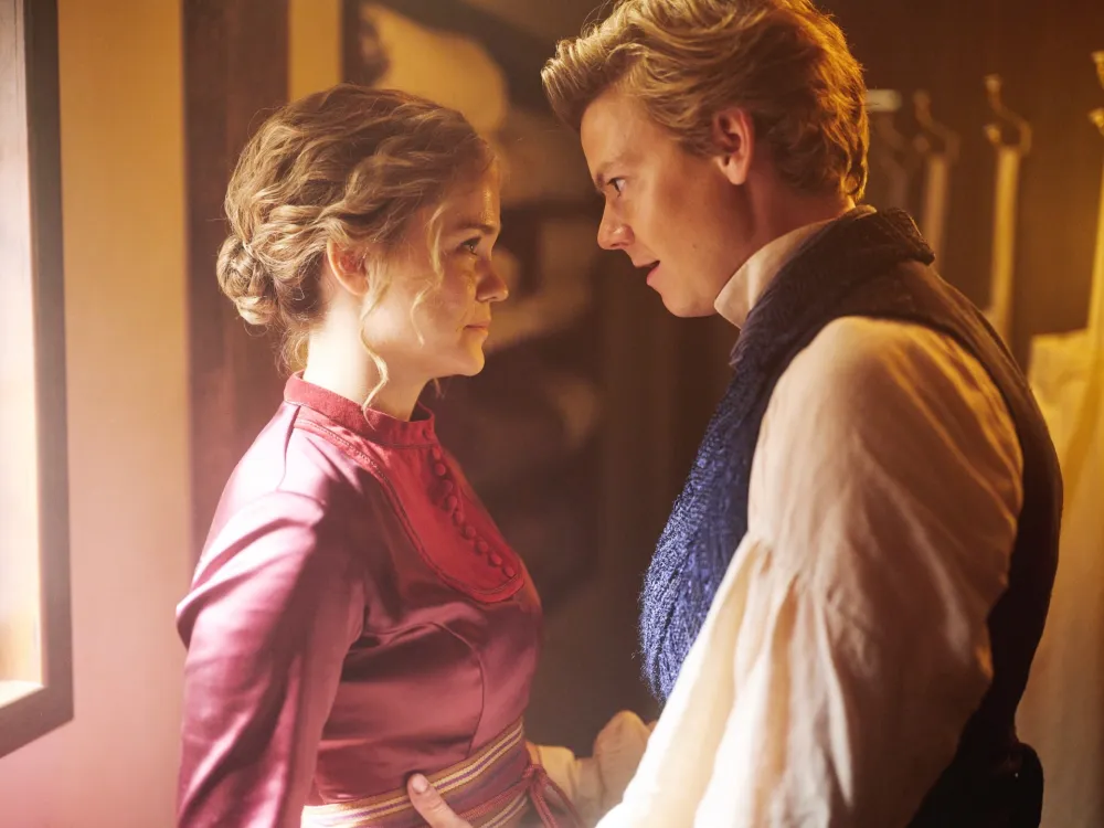 Maia Mitchell and Thomas Brodie-Sangster in The Artful Dodger season 2