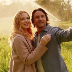 Alexandra Breckenridge and Martin Henderson in Virgin River season 7