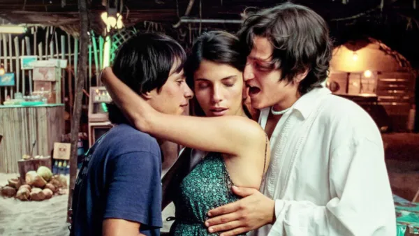 Gael Garcia Bernal, Maribel Verdu and Diego Luna in Y tu mama tambien