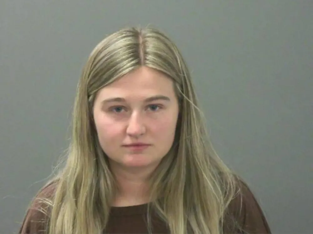 Amy Duggar Changes Statement of Support for Josephs Wife Kendra