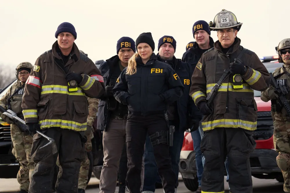 Are Chicago PDs Halstead and Upton Back Together After Crossover Actors Tease Unfinished Business Tracy Spiridakos