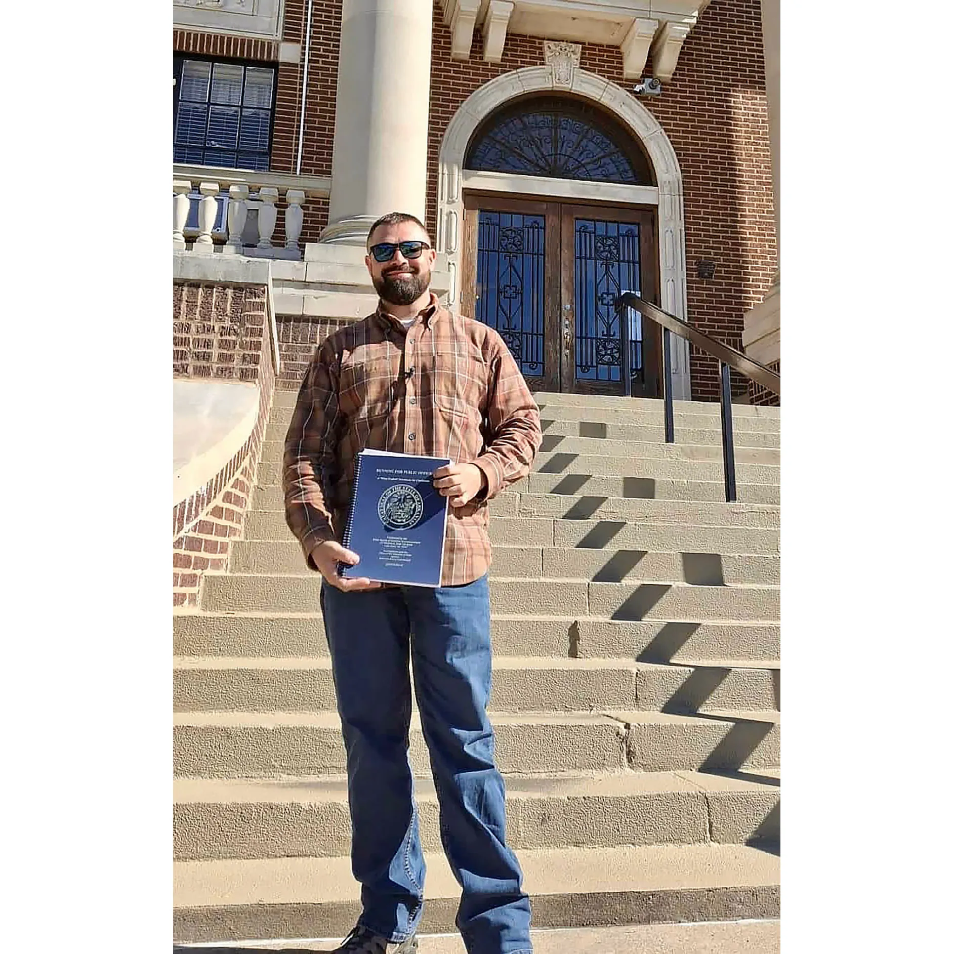 Arkansas Man Accused of Murder Wins GOP Primary in Sheriff Election Aaron Spencer