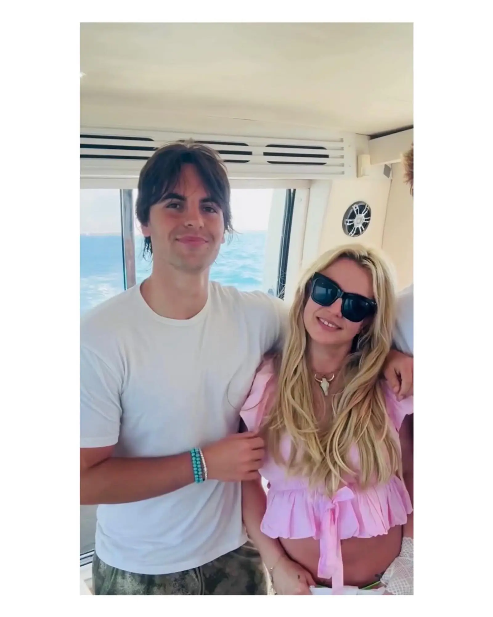 Britney-Spears_1774820830_3863799368033260094_12246775